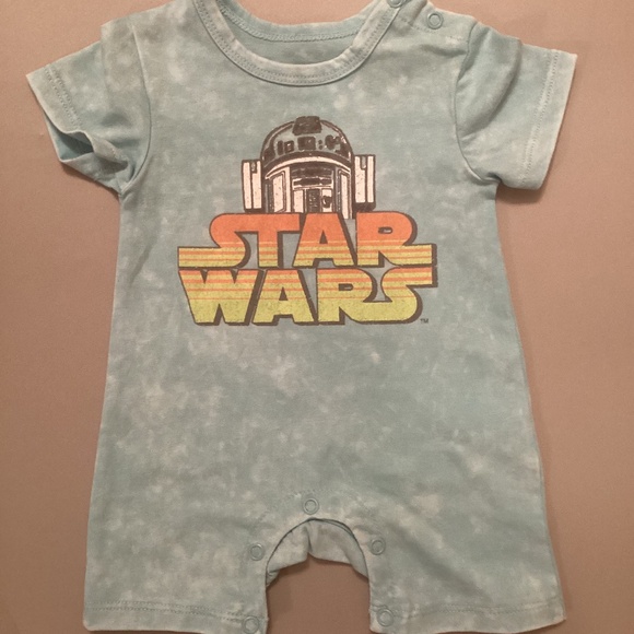 Star Wars Bodysuit (0-3 mo.) - Picture 1 of 3